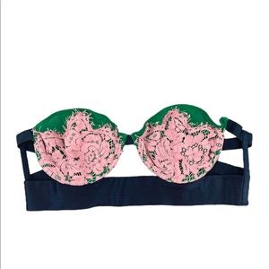 Dora Larsen strapless bra